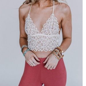 New Sexy 🔥 Crochet Lace Bralette White S/M/L